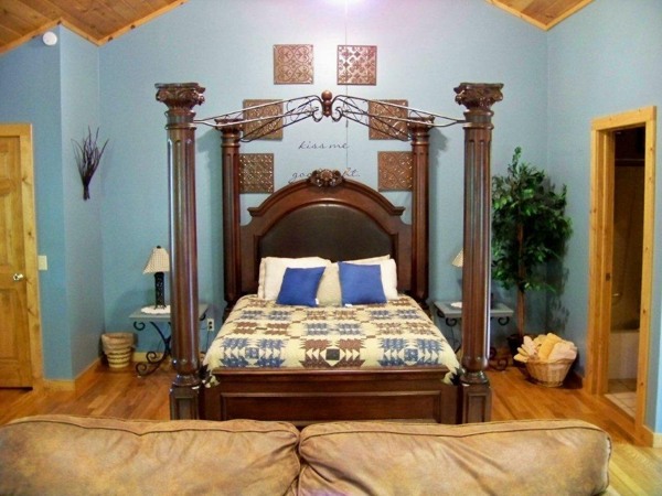 Hocking Hills Cabins, Happiness Is (photo #3)