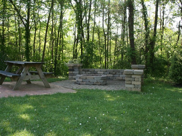 Valley View Cabins, PA Barn (photo #4)
