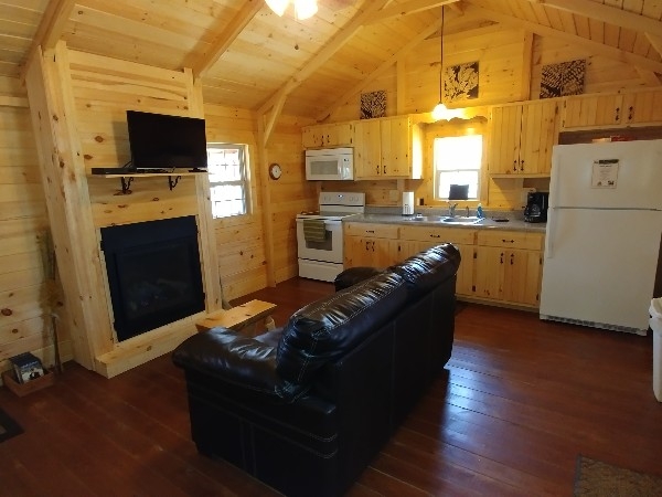 Colonel's Quarters, Miller's Den (photo #4)