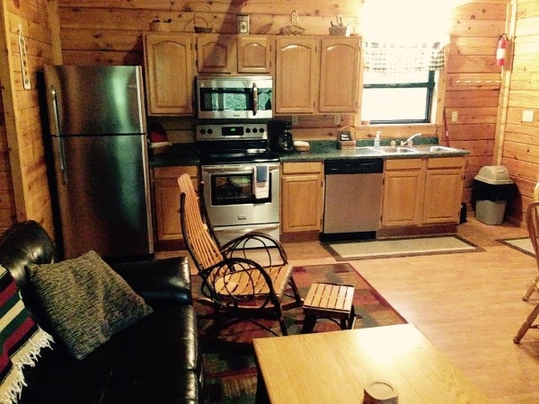 Buckeye Cabins, The Aspen (photo #3)