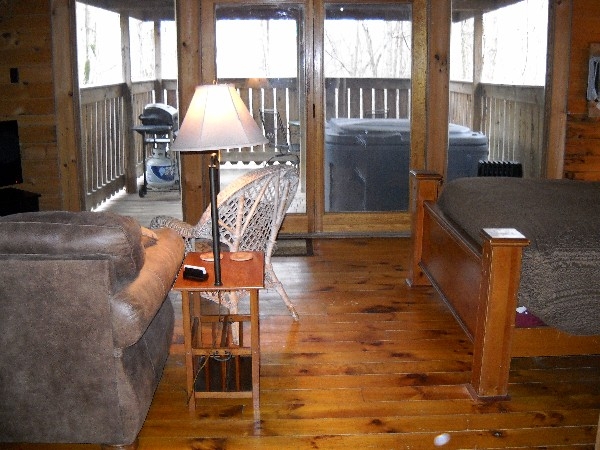 DeerWatch Cabins, White Tail Cabin (photo #3)