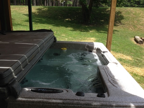1st Choice Cabin Rentals, White Tail Cabin (photo #3)