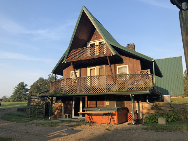 1st Choice Cabin Rentals, The Chalet Lodge (photo #3)