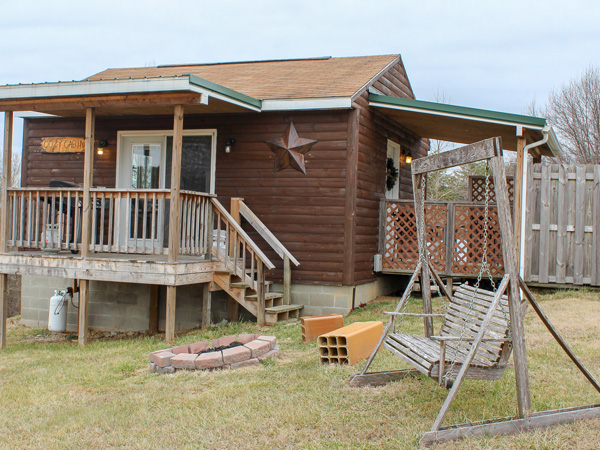 1st Choice Cabin Rentals, Cozy Cabin (photo #3)