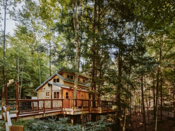 Hocking Hills Treehouse Cabins - Hocking Hills Cottages And Cabins