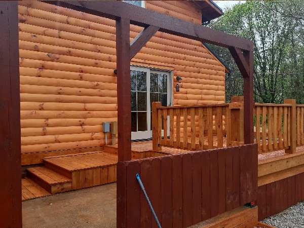 Red Door Lodging - Hocking Hills Cottages and Cabins